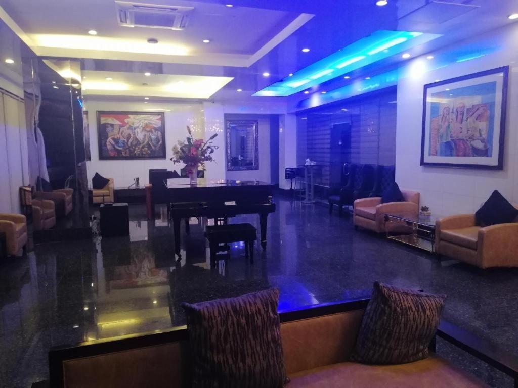 Blueberry Tourist Hotel Davao Exterior photo